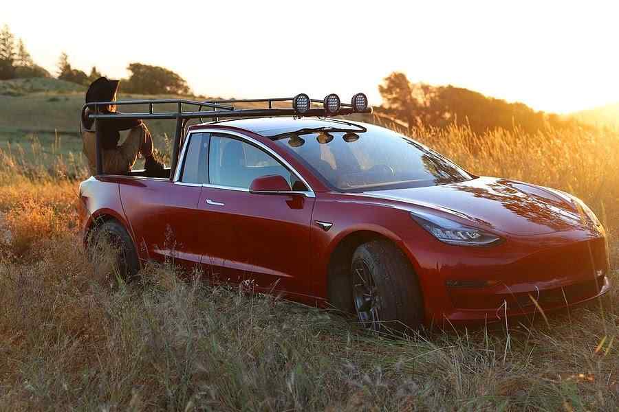 El Yapımı İlk Tesla Pick-Up Kamyoneti “Truckla”