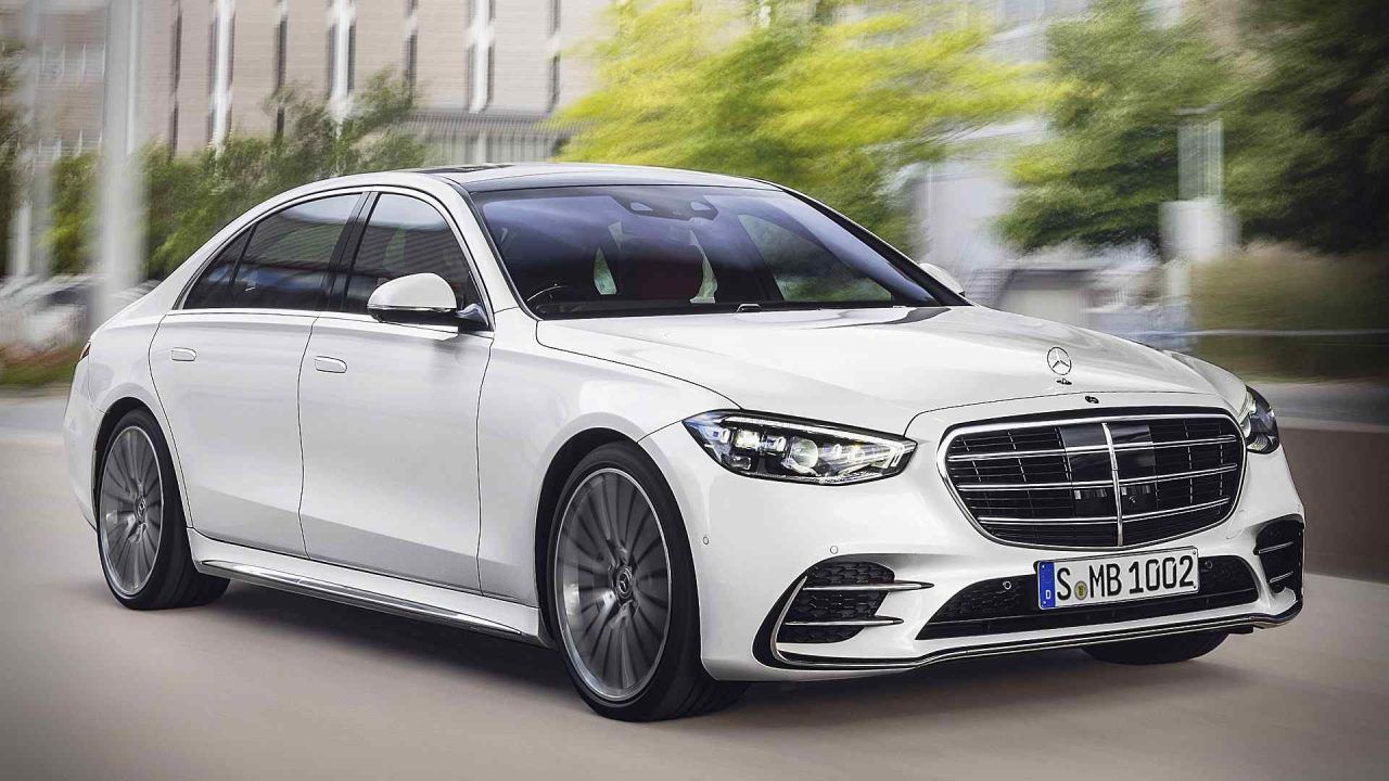 Mercedes-Benz Aralık 2021 Fiyat Listesi Açıklandı, En Ucuz Otomobil Fiyatı 725.500 Tl'den Başlıyor