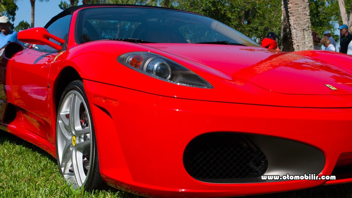 Ferrari, Çalışanlarına 13 Bin 500 Euroluk İkramiye Verecek!