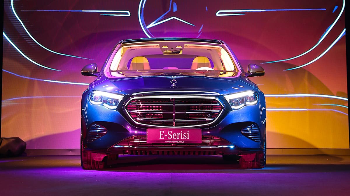 Yeni 2024 Mercedes E-Serisi Türkiye'de: İşte Fiyatı ve Özellikleri